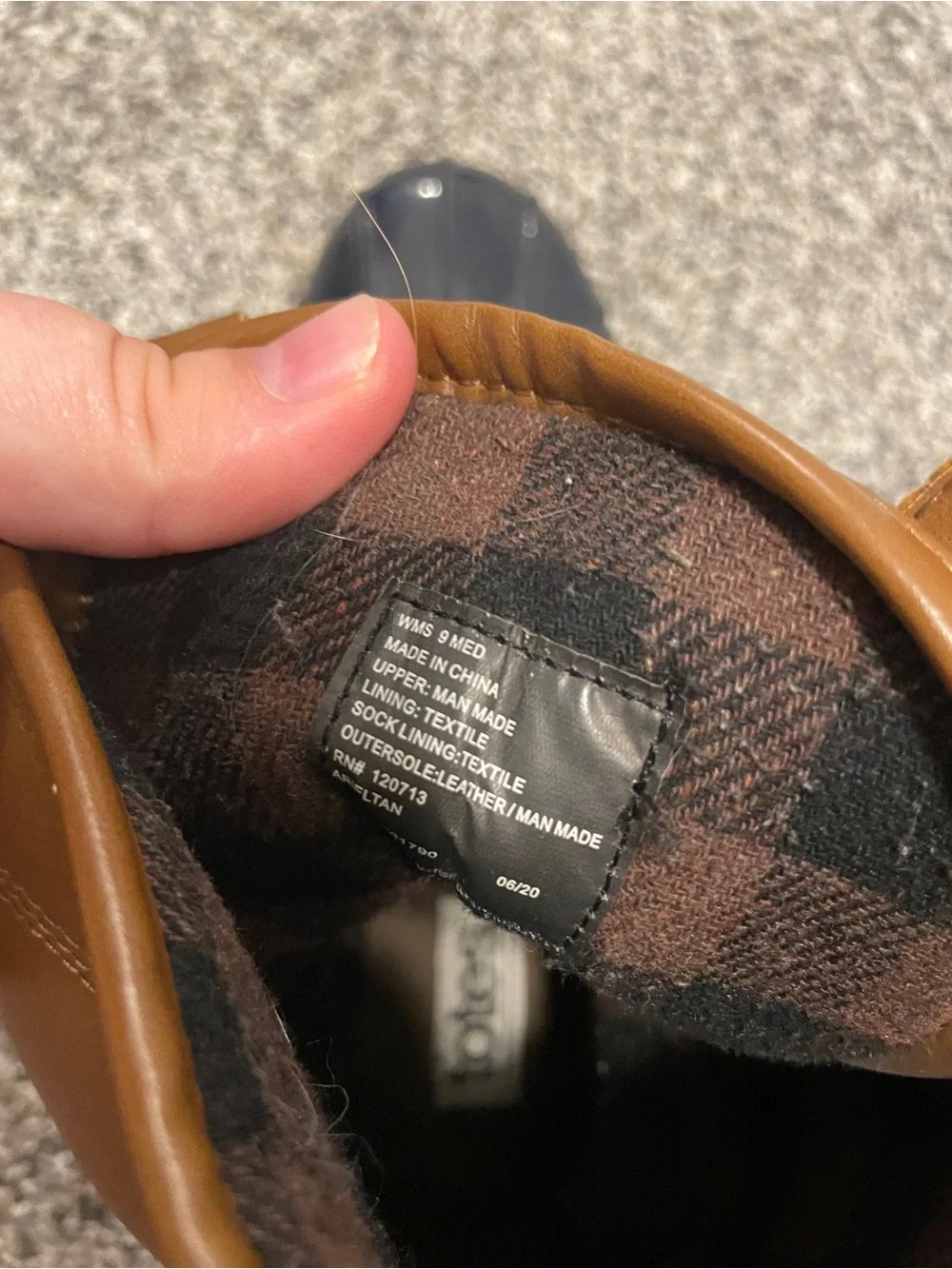 Women’s waterproof totes boots